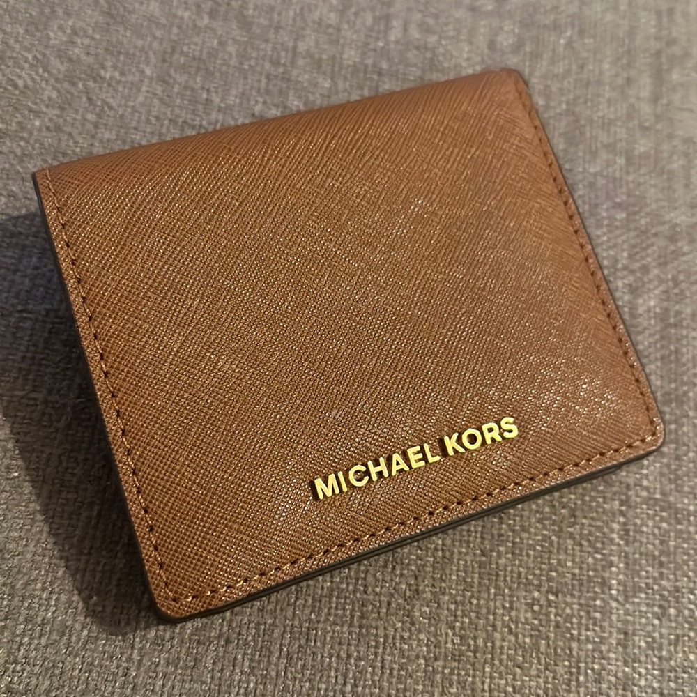 BRAND NEW - Michael Kors Wallet